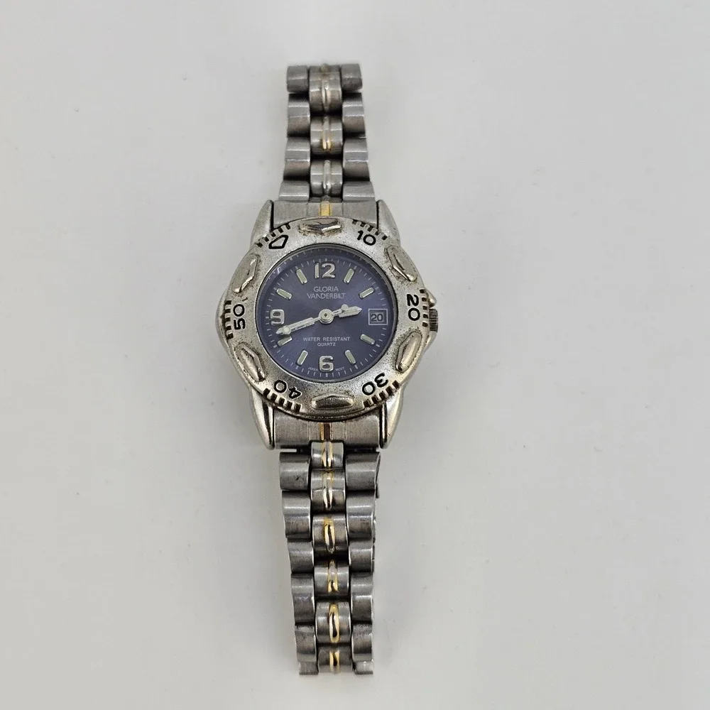 Gloria Vanderbilt Women Watch 28MM Blue Dial Date Gray Bracelet 6.5